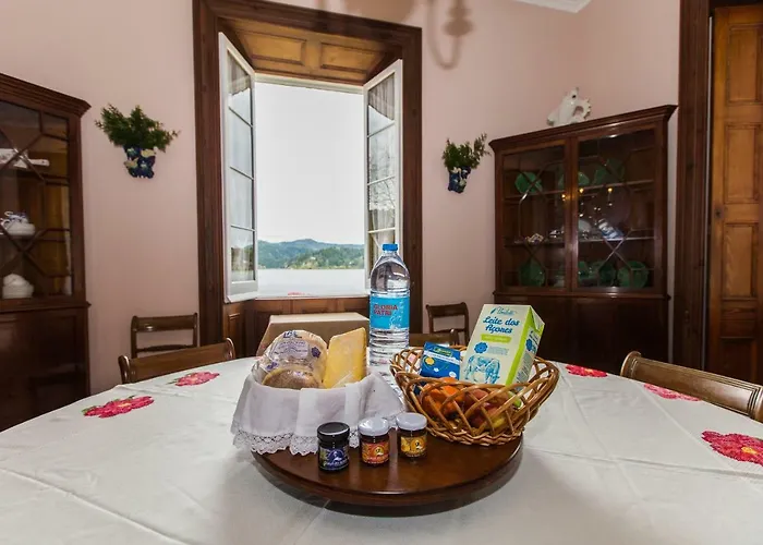 Casa Da Lagoa Furnas (Azores)